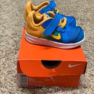 Toddler Nike downshifter sneakers